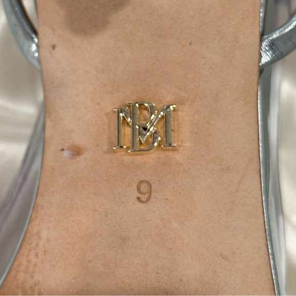 Badgley Mischka Callie Beaded Heel Sandal Bubble Heel Open Toe Metallic Size 9 - Picture 7 of 16